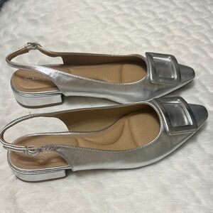CL by Laundry Metallic Silver Slingback Flats